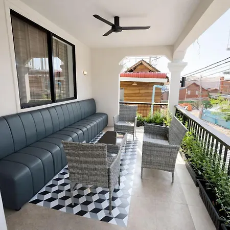 The Spicy Traveller Hotel, Hostel & Guesthouse